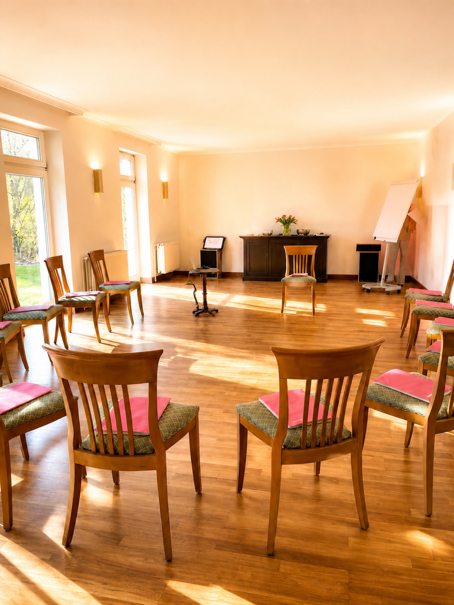 Großer Seminarraum, Stuhlkreis